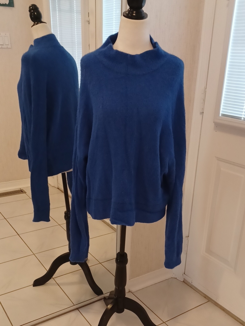 4/$80 Nicole Miller Blue Cozy Funnel Neck Sweater - Size XL